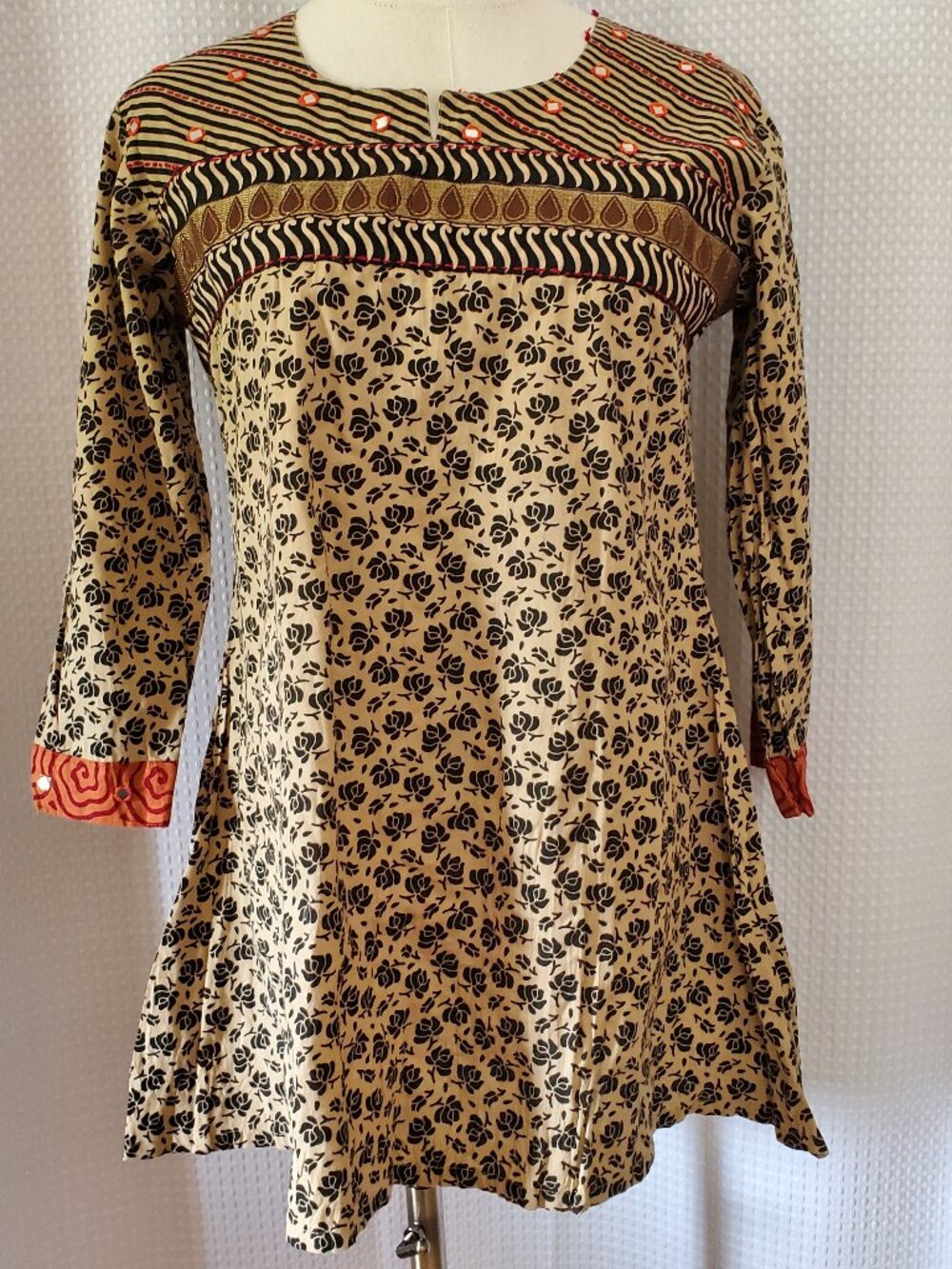 La Fille India Floral Kurta Tunic Dress Womens 28L Small Boho Mirror Geometric